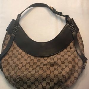Gucci Cresent Hobo GG Canvas medium Bag